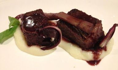Il Baccalà Gadus Morhua al Barolo Borgogno su crema di patate Quarantine e radicchio di Enrico Panero, chef del ristorante Il Marin a Eataly Genova, +39.010.8698722
