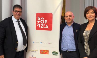 Da sinistra: Luciano Pignataro, Albert Sapere e Barbara Guerra
