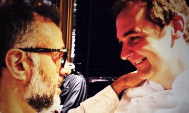 Massimo Bottura and Daniel Humm, Osteria Francescana in Modena and Eleven Madison Park in New York. They are joint by a profound friendship which was reaffirmed during the lesson at Eataly today, what with Livornese-style red mullet, roasted chicken and fertile considerations on the future of cuisine 