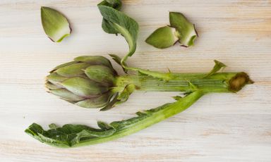 The second article on Lisa Casali’s Green column, focusing on the important topic of including vegetal ingredients in the restaurant offer. This image, as the others illustrating this piece, are taken from her book Ecocucina (Gribaudo, 2012) and were taken by Claudia Castaldi