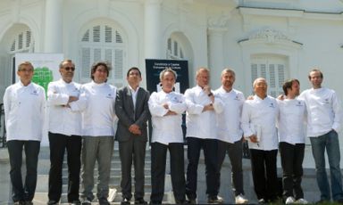 Una foto di archivio degli chef firmatari della Dichiarazione di Lima. Da sinistra Michel Bras, Massimo Bottura, Gaston Acurio, Yukio Hattori, Ferran Adrià, Heston Blumenthal, Alex Atala, Juan Mari Arzak (assente), René Redzepi e Dan Barber.