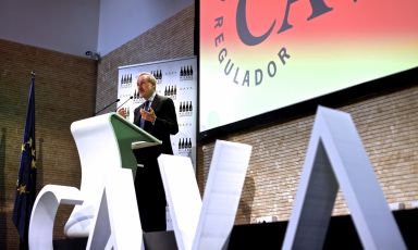 Il presidente del Consejo Regulador del Cava, Pedro Bonet Ferrer, inaugura la Settimana del Cava, ieri nel padiglione spagnolo a Expo Milano 2015