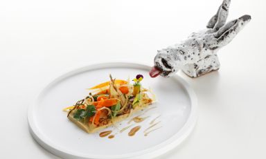 Hummus e ponzu mediterraneo: è il Piatto del 2022 dello chef Alessandro Tormolino del ristorante Sensi, ad Amalfi (Salerno)
