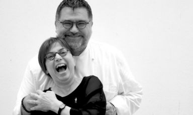 Angelo Sabatelli - dell'omonimo ristorante- con la moglie Laura Giannuzzi, che cura la sala. La foto è di Sonia Gioia
