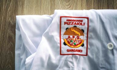 Torna, alla sua quinta edizione, il Trofeo Pizza Garganica, organizzato dall'Associazione Pizzaioli Garganici guidata da Vincenzo D'Apote de La cruna del lago di Lesina (Foggia). Foto Michele Fini
