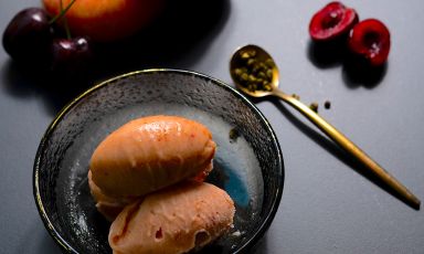 Ricordo d&rsquo;Oriente, il gelato nato dalla collaborazione tra Stefano Guizzetti (CiaccoLab) e Ba Restaurant di Marco Liu
