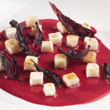 Parmesan rice cream with red beetroot sauce