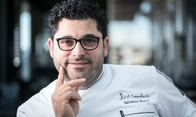 Due cene speciali in programma nel goloso calendario dell'Hub&nbsp;che,&nbsp;i prossimi&nbsp;marted&igrave; 22 e mercoled&igrave; 23 marzo, ospiter&agrave; lo chef&nbsp;Salvatore Bianco&nbsp;del ristorante&nbsp;Il Comandante del Romeo Hotel, una stella Michelin, con un menu ispirato ai profumi del tartufo, in collaborazione con&nbsp;Appennino Food Group
