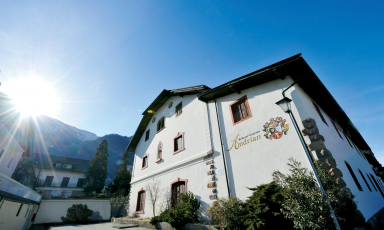 Cantina Andriano presenta la sua visione del Pinot Nero in Alto Adige
