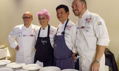 I protagonisti della cena da Baffo a Eataly Chicago di martedì scorso: Heinz Beck della Pergola di Roma, Cristina Bowerman di Glass Hostaria, Alex Pilas del gruppo Eataly, Giuseppe Tentori di Gt Fish and Oyster. Identità Chicago: due giorni da ricordare attraverso gli scatti di Serena Serrani e Celestina Ielmoni