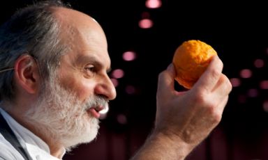 Corrado Assenza, del Caffè Sicilia di Noto (Siracusa), è una delle menti più ispirate della nostra gastronomia
