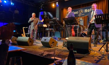 Il Blue Note di Milano ospita circa 350 spettacoli all’anno ed è considerato una delle più importanti e famose vetrine per la musica jazz in Europa e non solo

