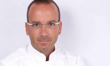 Osvaldo Palermo insieme alla moglie Antonella è partito oltre vent’anni fa con una bottega a Cornaredo per la sua avventura nel mondo del gelato di qualità
