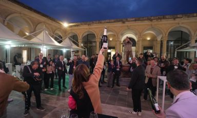 Brindisi per celebrare la seconda edizione dell'evento
