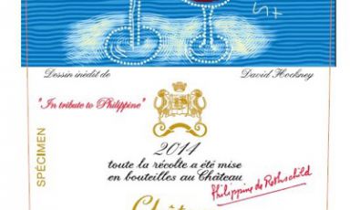 The 2014 label of the famous Château Mouton Rothschild Bordeaux blend will soon be available in Italy. Every year the Rothschild family chooses a great artist to sign it. After Mirò, Chagall, Picasso, Dali and Prince Charles, this year it’s the turn of English painter David Hockney
