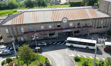 La stazione ferroviaria di Avellino dove presto nascerà Avellino Scalo, uno spazio polifunzionale focalizzato sulla promozione della cultura gastronomica
