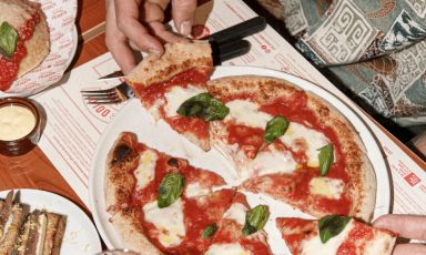 Una combinazione di ingredienti di qualità, tecnica e magia... la pizza artigianale di Berberè
