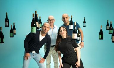 Pap&agrave; Bruno e i figli Sergio, Marco e Federica Fina dell'azienza Cantine Fina nel Marsalese (Trapani)&nbsp;in Sicilia

