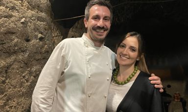 Luca Ludovici, chef del ristorante Contatto a Frascati, assieme alla sua metà Lorena Cavana
