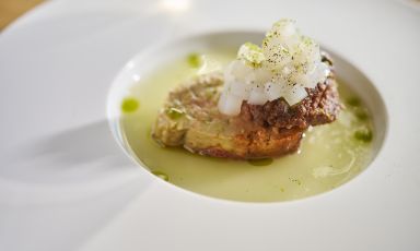 Clicca qui per visualizzare la videoricetta del&nbsp;Fegato di Rana Pescatrice e Pera Ossidata.&nbsp;Fa parte di "Perfetto frutto gourmet", una raccolta di ricette che vedono protagonista la&nbsp;Pera dell&rsquo;Emilia Romagna IGP
