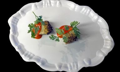 Pasta peperone è il Piatto della bella stagione di Riccardo Camanini, chef del ristorante Lido 84 a Gardone Riviera (Brescia)
