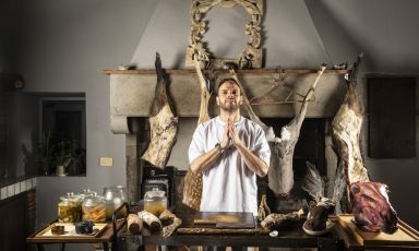 Edoardo Tilli, chef e patron di Podere Belvedere, a Pontassieve (Firenze). Tutte le foto sono di Lido Vannucchi
