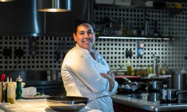 Martina Caruso, chef del ristorante Signum, una stella Michelin e una stella verde, a Salina nelle Eolie (Messina)
