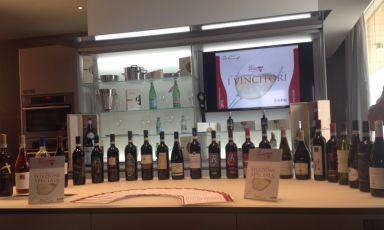 Alcuni dei vini premiati ieri sera in occasione del Marengo Doc, concorso che da 41 anni premia i migliori vini della ricca provincia alessandrina. Tra gli altri sono intervenuti Romilda Tafuri, prefetto di Alessandria; Gian Paolo Coscia, presidente della Camera di Commercio di Alessandria e Paolo Massobrio, comunicatore del vino e non solo