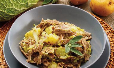 L'occasione per questo speciale dedicato ai mitici Pizzoccheri è la serata che il bistrot milanese LadyBu ha organizzato per mercoledì 16 dicembre. In cui proprio Alessandro Negrini sarà ospite della cucina di questo piccolo ristorante (che lo staff del Luogo di Aimo e Nadia contribuisce a gestire) per proporre la sua versione di questo piatto. Per prenotazioni 02.39401487
