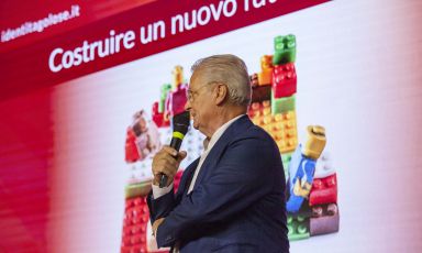 Iginio Massari sul palco dell'auditorium di Identità Milano 2021 (tutte le fotosono di Brambilla/Serrani)
