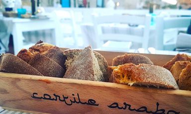 Bread at Cortile Arabo in Marzamemi: made with flour from ancient Sicilian wheat varieties
