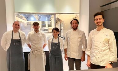 I protagonisti della cena a Identit&agrave; Golose Milano, con il resident chef Edoardo Traverso
