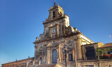 Baroque is the dominant architectural style in Palazzolo Acreide (Syracuse). The municipality of this town with a millennial history organised on the 30th and 31st of July a gastronomic event celebrating its best products, with a special focus on beef
