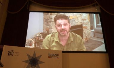 A frame from the video with which Australian Jock Zonfrillo thanked the Basque Culinary Center and the Council of the Basque Culinary World Prize for choosing him as winner of the third edition 
