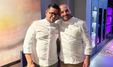 I due protagonisti in cucina: Manuel Maiorano, a sinistra, e Alessandro Billi 
