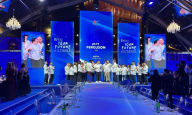 Il momento della proclamazione del vincitore: per Ardy Ferguson è arrivata l'ora di festeggiare una vittoria raggiunta con grande impegno
