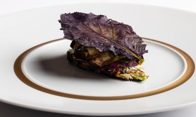Lasagna di S-foglie è il Piatto dell'estate 2023 di Ciccio Sultano, chef del ristorante Duomo, due stelle Michelin a Ragusa

Foto a cura di Melissa Carnemolla
