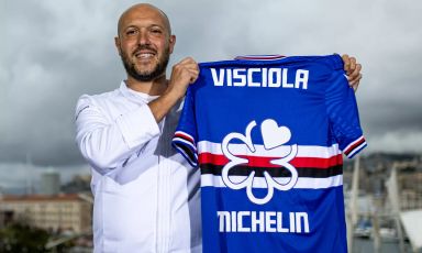 Marco Visciola con la maglia blucerchiata della Sampdoria
