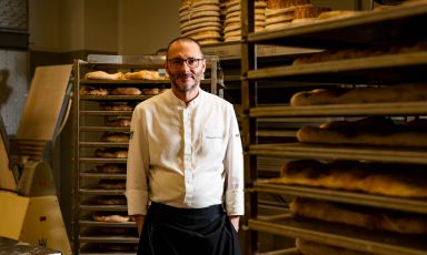 Massimiliano Prete nel laboratorio della nuova Matre, a Torino. Tutte le foto sono di&nbsp;Chiara Schiaratura

