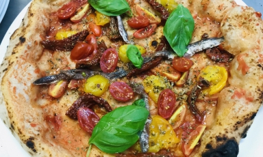 La pizza marinara della 081 di Melegnano (Milano)
