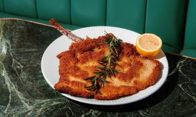 The costoletta of Cotoletta, restaurant opened in October 2024 in Miami, that is redefining the parameters of Italian cuisine in the Florida metropolis
