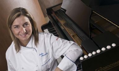 Nadia Moscardi, chef at Elodia in Camarda, at the feet of Gran Sasso, 10 km from L’Aquila. Since 1974 this restaurant has been run by the Moscardi family