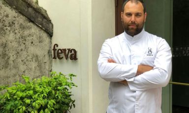 Nicola Dinato, chef-patron - con Elodie Dubuisson, sua moglie, che gestisce una sala accogliente e premurosa - del ristorante Feva, a Castelfranco Veneto (Treviso)
