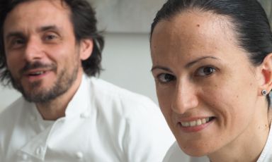 Angelica Giannuzzi, pastry chef del Pashà di Conversano, sarà sul palco del Congresso di Identità Golose - nella sezione Pasticceria Italiana Contemporanea (in collaborazione con Petra® Molino Quaglia e Valrhona) - domenica 25 ottobre alle 12:40, in Sala Blu 2

PER ISCRIVERSI A IDENTITÀ GOLOSE 2020, CLICCA QUI E SEGUI LE ISTRUZIONI
