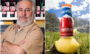 Paolo Dalla Mora e, a destra, una lattina di Dolomitico, primo progetto in lancio di Liquid Ventures, sua nuova azienda di beverage. Dolomitico &egrave; un ricaricante naturale analcolico che punta a diventare un nuovo trend. &Egrave; una versione evoluta dello skiwasser, la bevanda alpina fatta con lampone, limone e acqua. Dolomitico usa vero succo di lampone e di limone, con magnesio, potassio e vitamine B1, B3, B7 e B12; &egrave; senza caffeina e senza taurina
