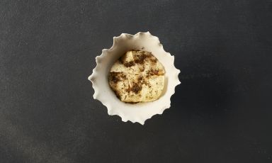 Parmigiano e mais è il Piatto del 2023 di Mattia Trabetti, chef del ristorante Alto, a Fiorano Modenese
