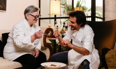 Maria Cicorella e Antonio Zaccardi: da met&agrave; 2018 hanno iniziato a lavorare insieme, condividendo la responsabilit&agrave; della cucina del Pash&agrave;. Oggi Antonio Zaccardi&nbsp;sta assumendo sempre di pi&ugrave;&nbsp;il ruolo creativo e operativo principale&nbsp;
