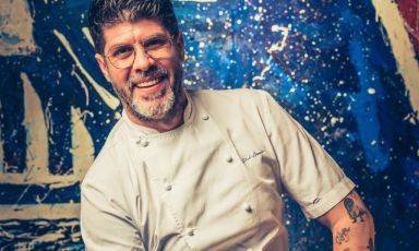 Paulo Airaudo. Lo chef-imprenditore argentino mette la firma sul terzo ristorante italiano. Dopo Luca's a Firenze e Da Lorenzo al Giardino Segreto a Venezia, arriva Portale by Paulo Airaudo anch'esso&nbsp;in terra fiorentina
