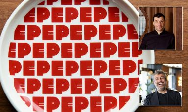 Siamo stati da Pepe - Barra italiana, la nuova avventura gastronomica del Gruppo Langosteria: per ora ha aperto a Milano, ma &egrave; solo il primo passo. Nei riquadri, sopra lo chef Luca Fantin e sotto il patron Enrico Buonocore
