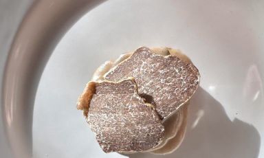 Mandarino, caldarroste, cime di rapa e tartufo bianco: è la Ricetta del cenone di Capodanno di Maicol Capriotti, chef dell'Osteria dei Maltagliati a Torano Nuovo (Teramo)

 
